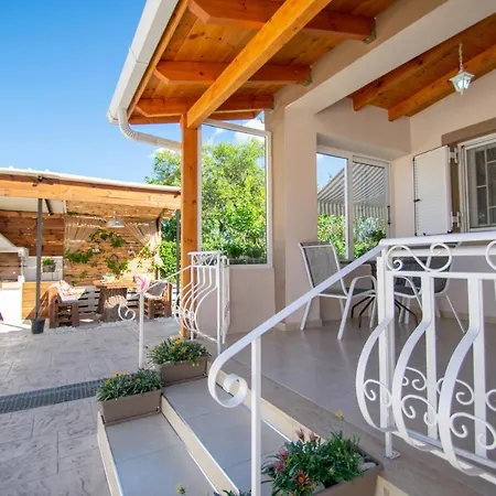 Private Villa Bella Luna Zakynthos Town Exterior photo